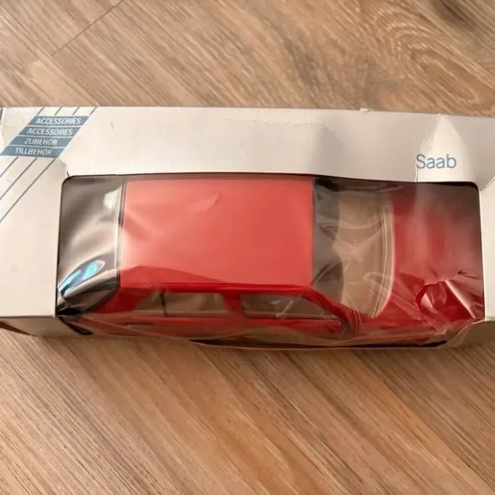 Saab 9000 Die-Cast Model Car
